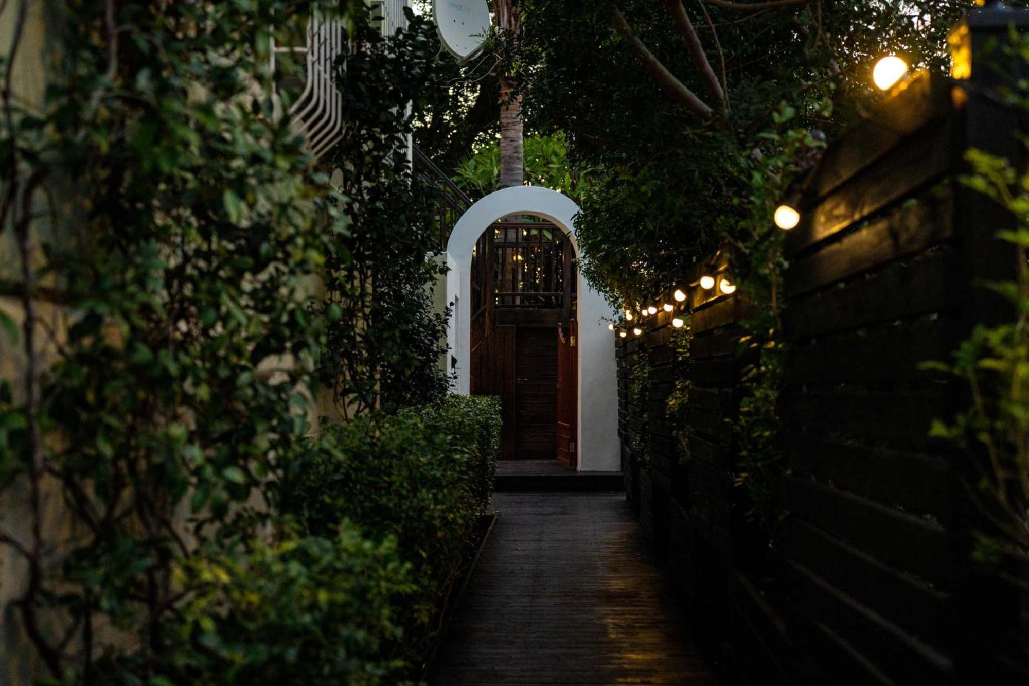 Point's Sanctuary - Indulge In An Urban Oasis Apartamento
